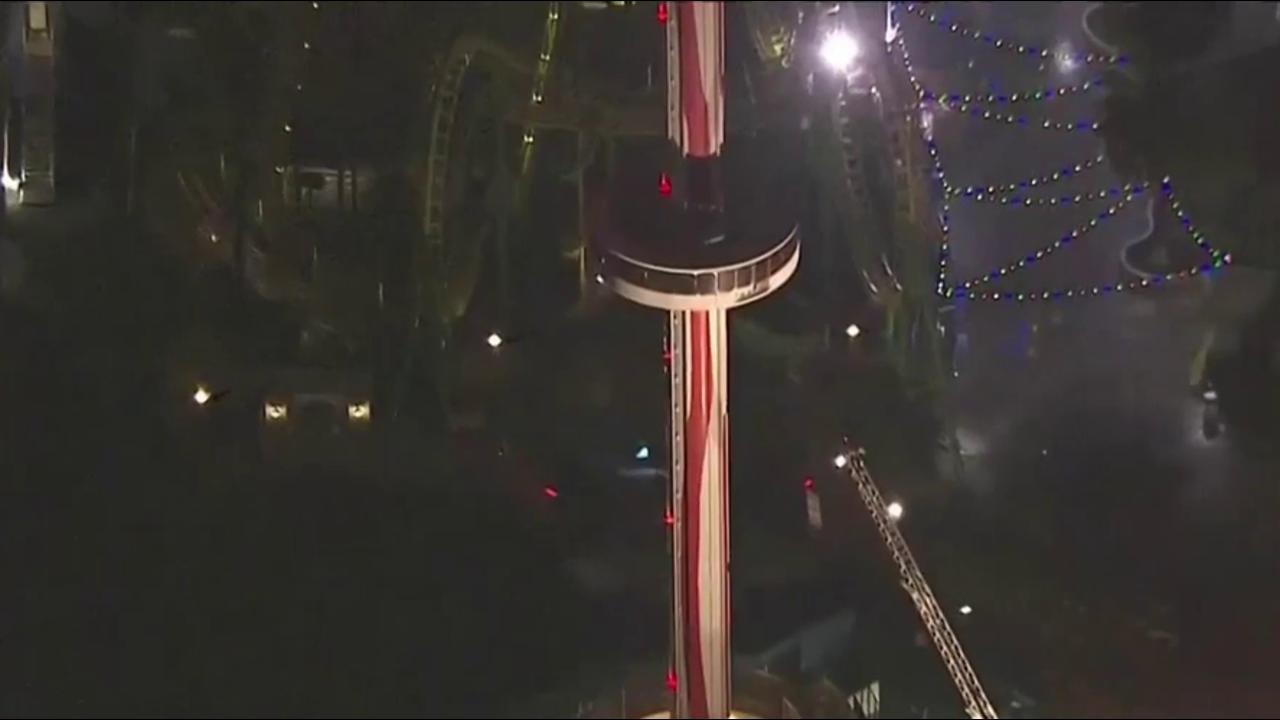 At Knott's Berry Farm, 21 people rescued from Sky Cabin ride