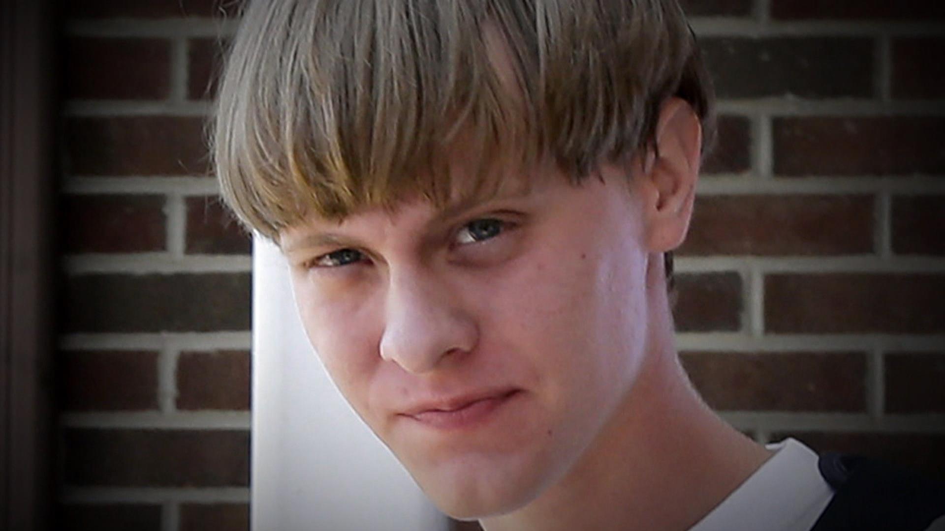 Dylann Roof jury sees video that appears to show him entering Charleston church
