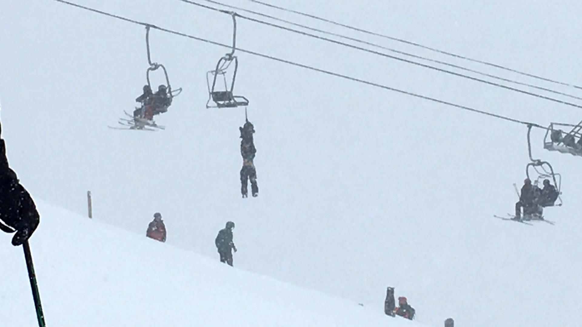 Man dangling unconscious from ski lift rescued by daring slackliner