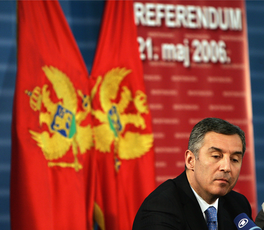 Montenegrins vote for independence