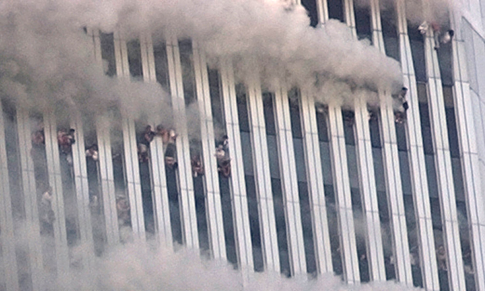 9 11 jumpers bodies hitting the ground