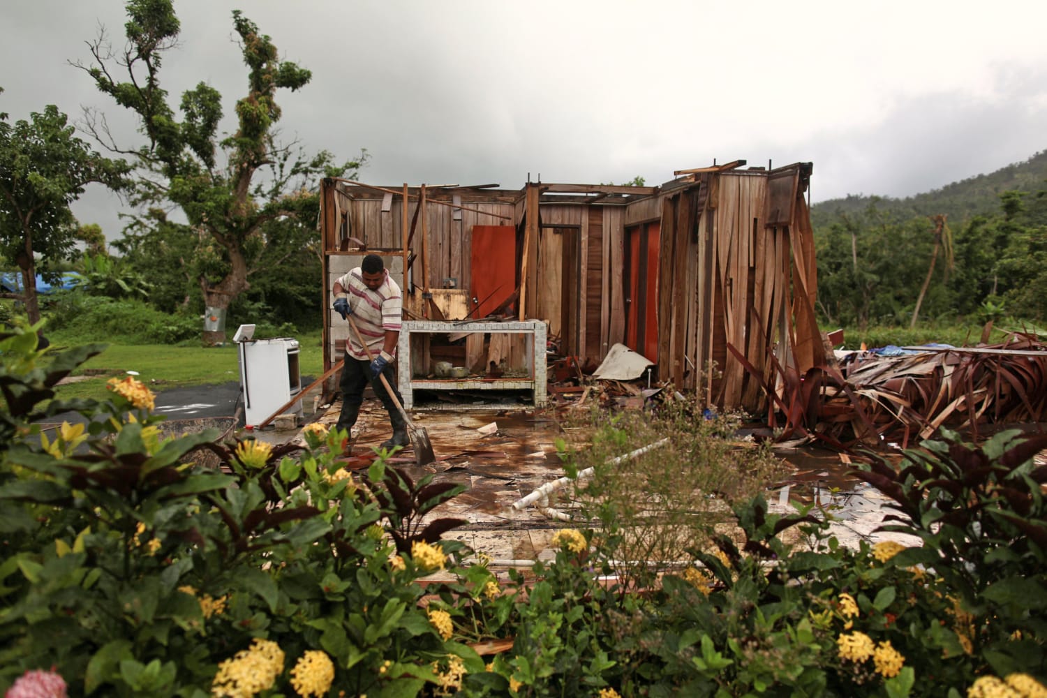 Puerto Rico suspends $133M contract awarded to failed FEMA nominee