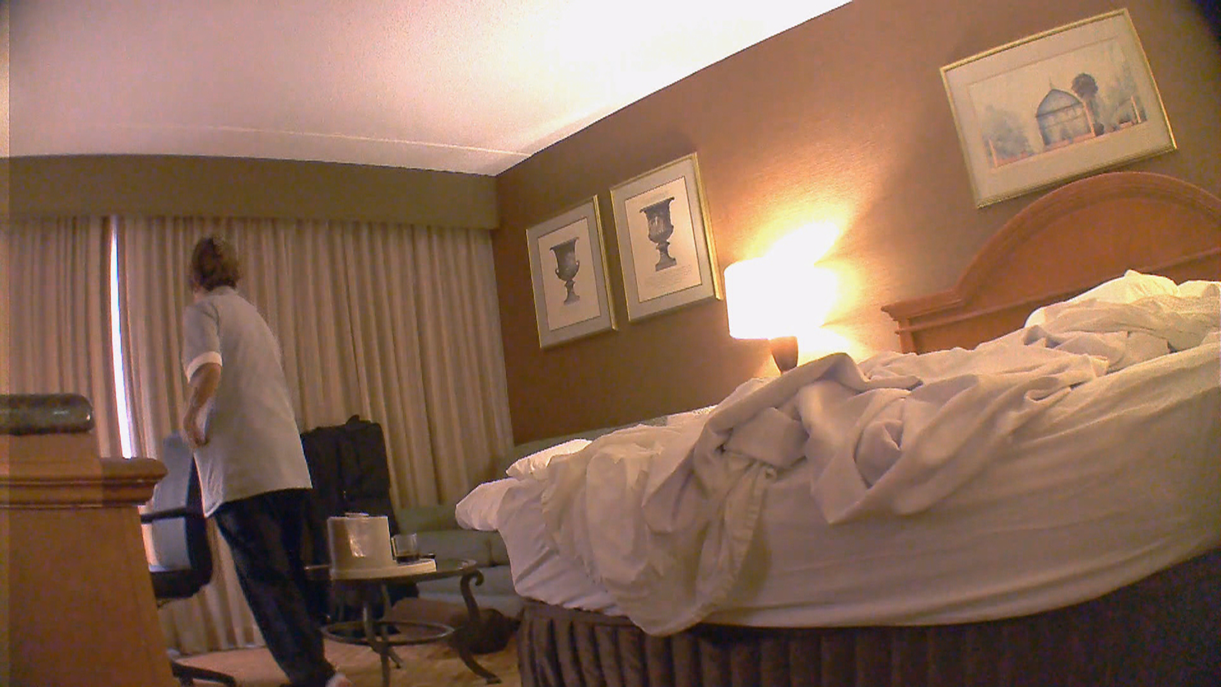 hidden cam hotel paris