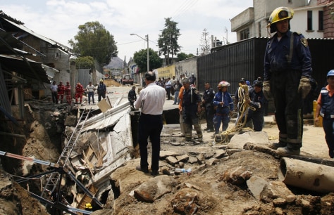 Sinkhole Opens In Mexico City World News Americas Nbc News