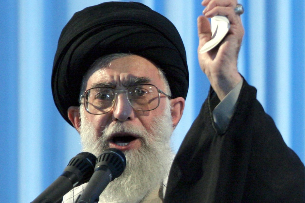 http://media3.s-nbcnews.com/j/newscms/2015_29/1129321/150718-ayatollah-ali-khamenei-yh-0758a_42e438d2ce9f88eaccfce2f914f784a1.nbcnews-fp-1200-800.jpg