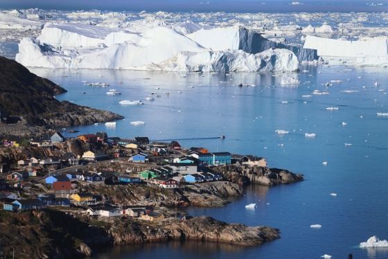 Image of icebergs in Greenland 
