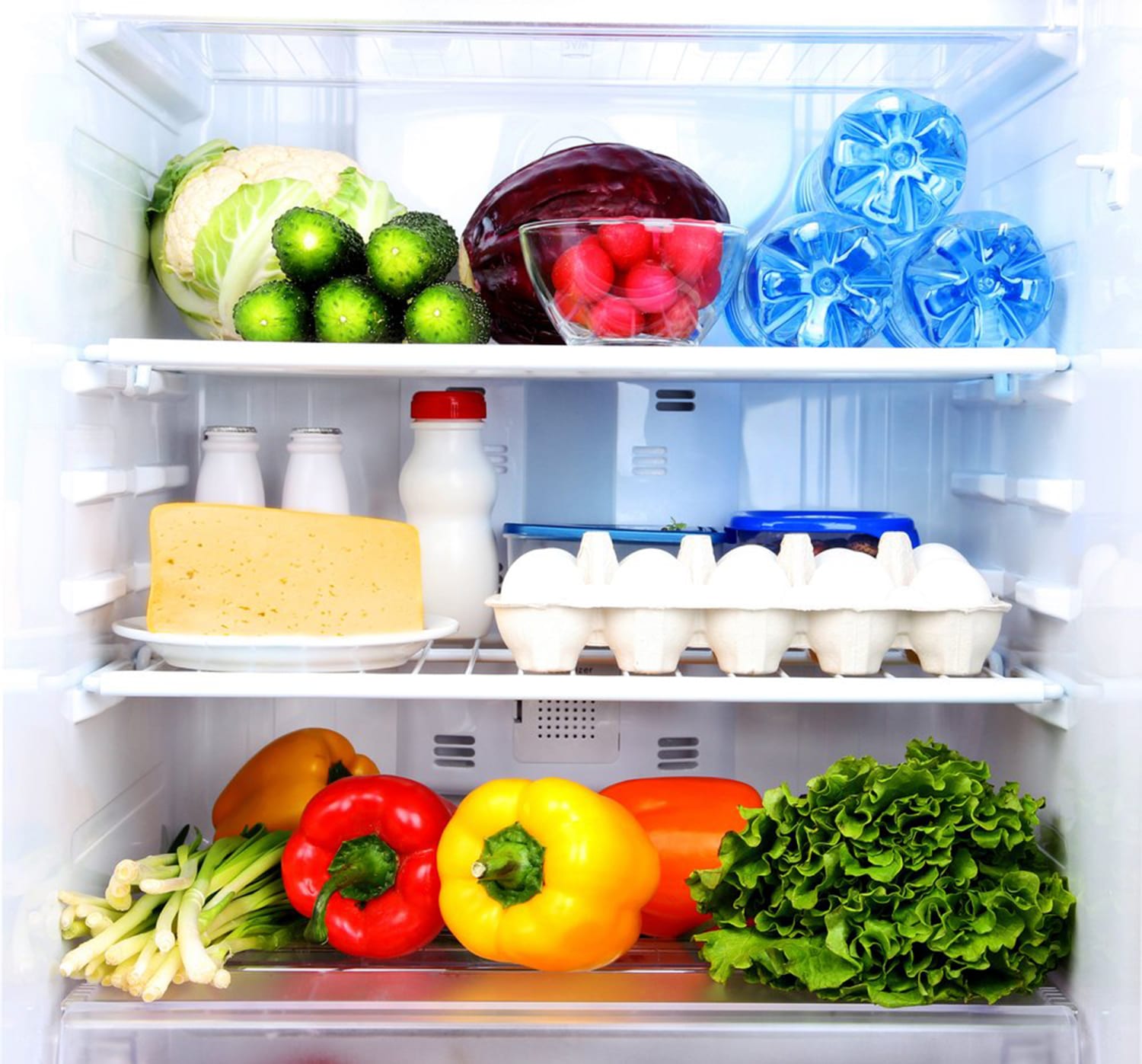 How does a refrigerator keep food cold?