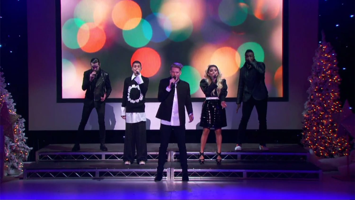 'Pentatonix Christmas' preview: See group perform 'Joy To The World' - TODAY.com