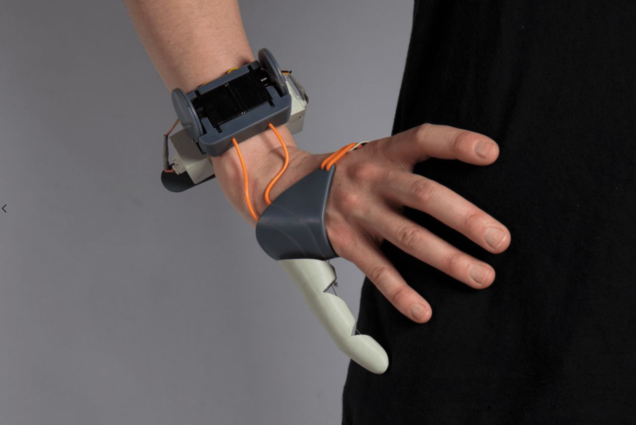 Freaky 'Third Thumb' Prosthesis Gives Your Hands a Helping Hand