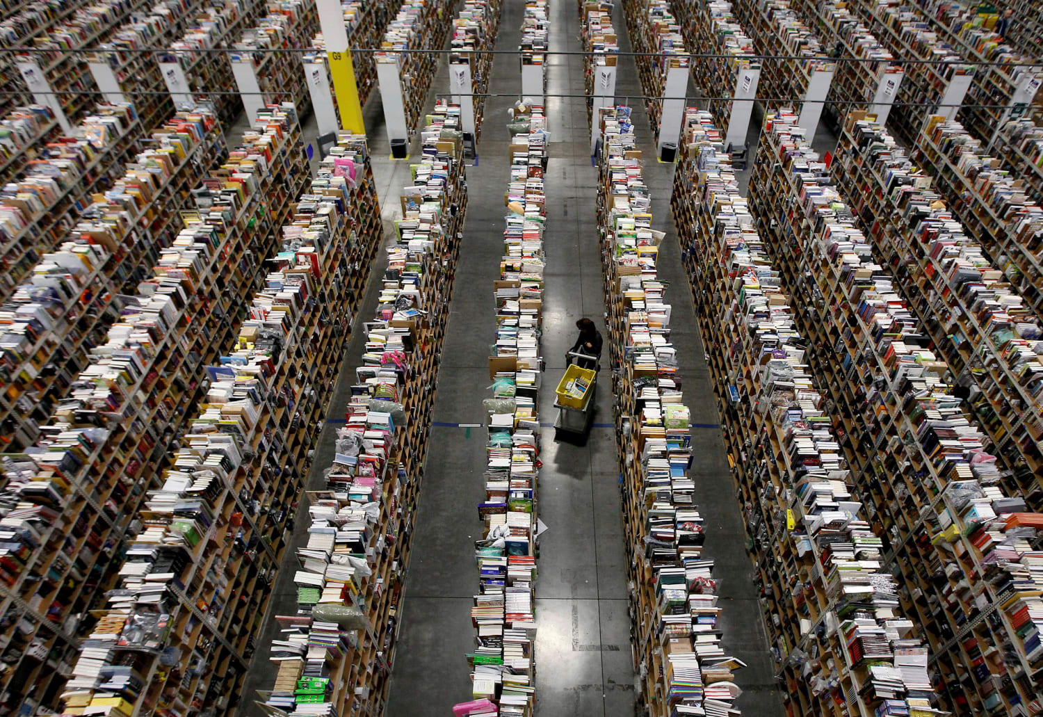 Amazon's largest warehouse hub has a coronavirus case. Workers say changes  need to be made.