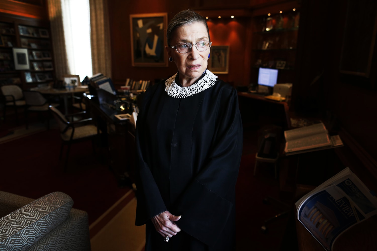 Featured image of post Ruth Bader Ginsburg Statue : The statue of ruth bader ginsburg is a 6 ft (1.8 m) bronze statue, set on a 1 ft (0.30 m) base, of ruth bader ginsburg, the second woman to serve on the united states supreme court.