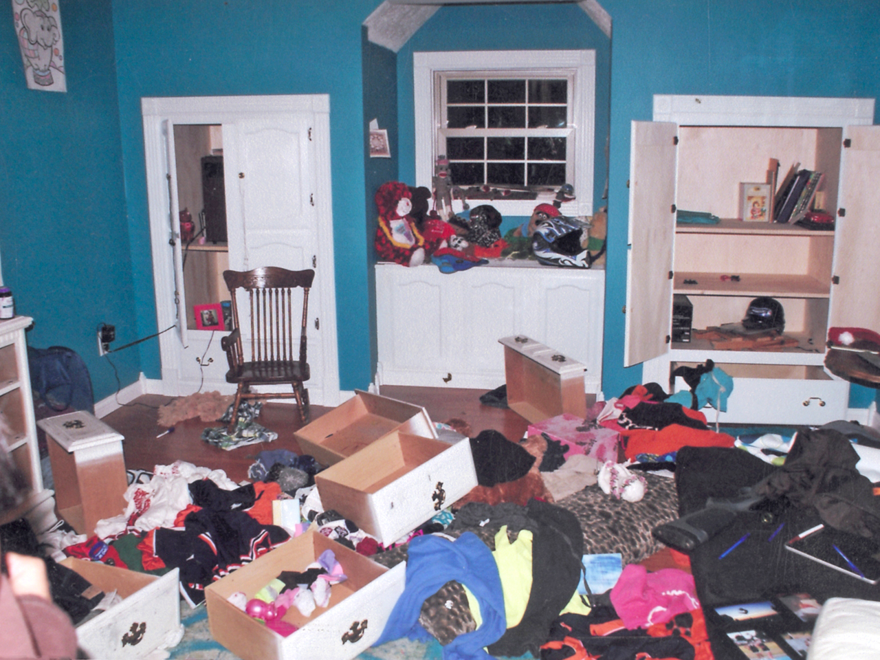 Thieves ransack homes of families attending funerals - TODAY.com1280 x 960