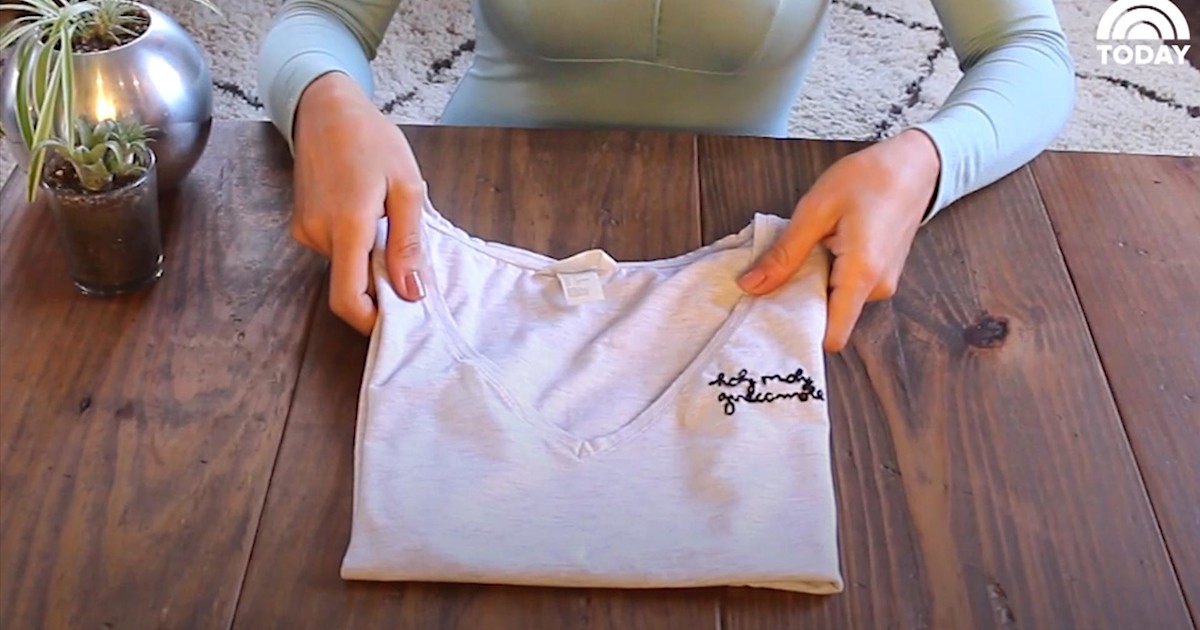 How fold shirt in 2 seconds with this laundry hack