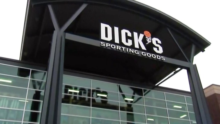 Dick S Sporting Goods Will Stop Selling Assault Style Rifles