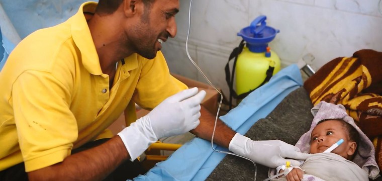 Inside a Makeshift ER Treating Civilians Caught in ISIS Conflict