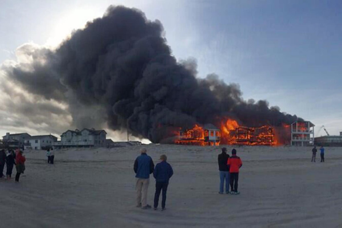 Multiple Homes Destroyed in New Jersey Beachfront Fire