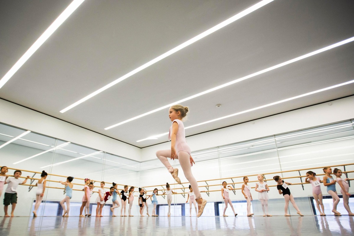 Tiny dancers audition for School of American Ballet - NY 