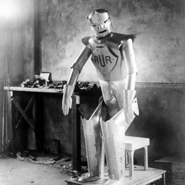 Museum Wants to Recreate Eric the Robot, One of the First ...