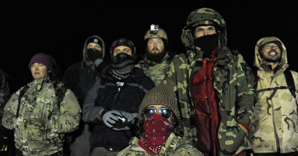 Vets vow to act as 'human shields' to protect Standing Rock protesters