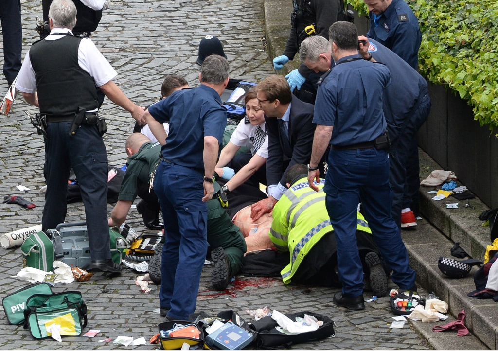 ss-170322-london-attack-adds-mn-05_21a234b63af584893d1dc6ae89745065.nbcnews-ux-1024-900.jpg