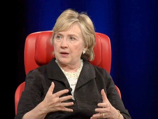Clinton: Russia Likely Had American Help to 'Weaponize' Campaign Leaks