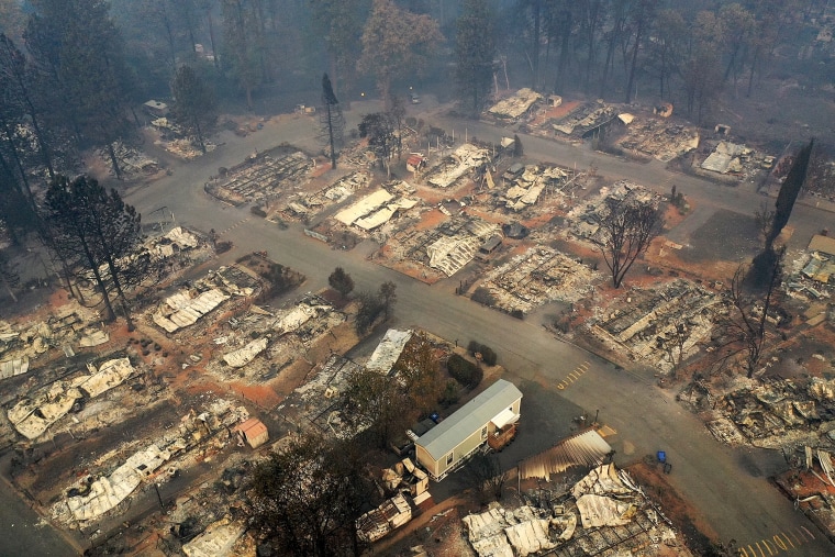 Image: ***BESTPIX*** California Town Of Paradise Devastated By The Camp Fire Continues Search And Recovery Efforts