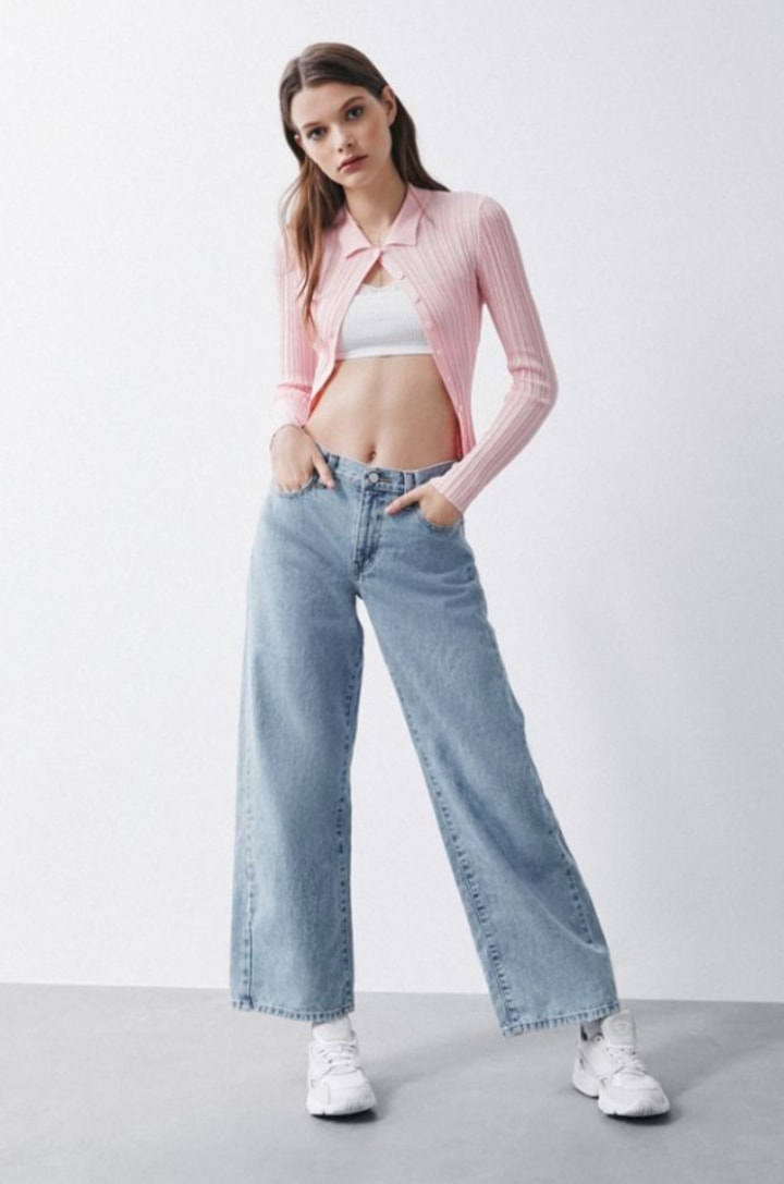 wide leg jeans trend