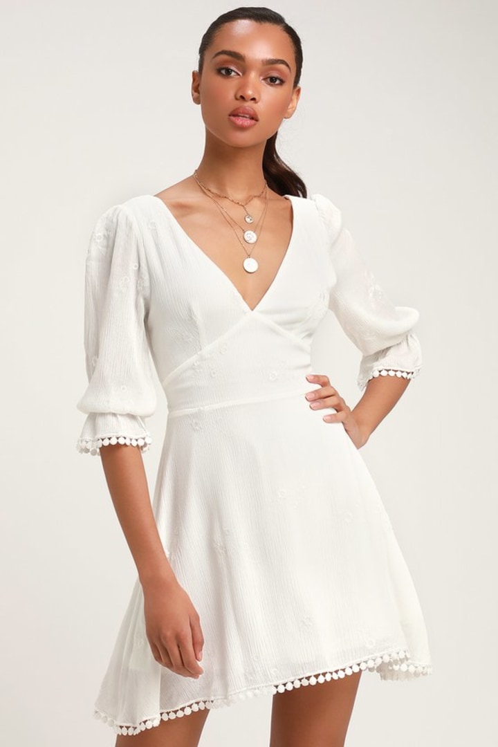 white mini dresses for graduation