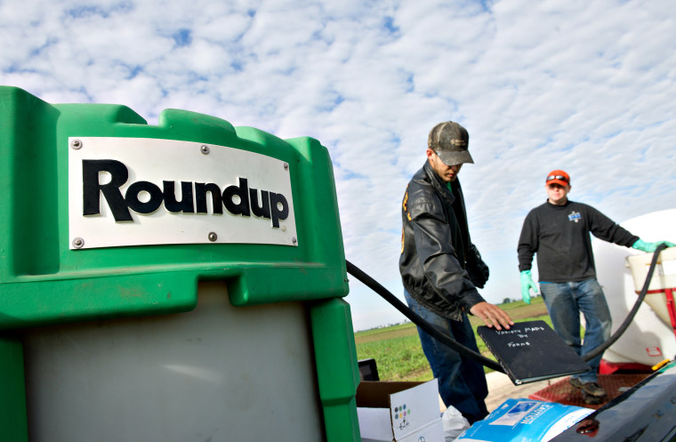 Monsanto parent company Bayer faces thousands of Roundup-cancer ...