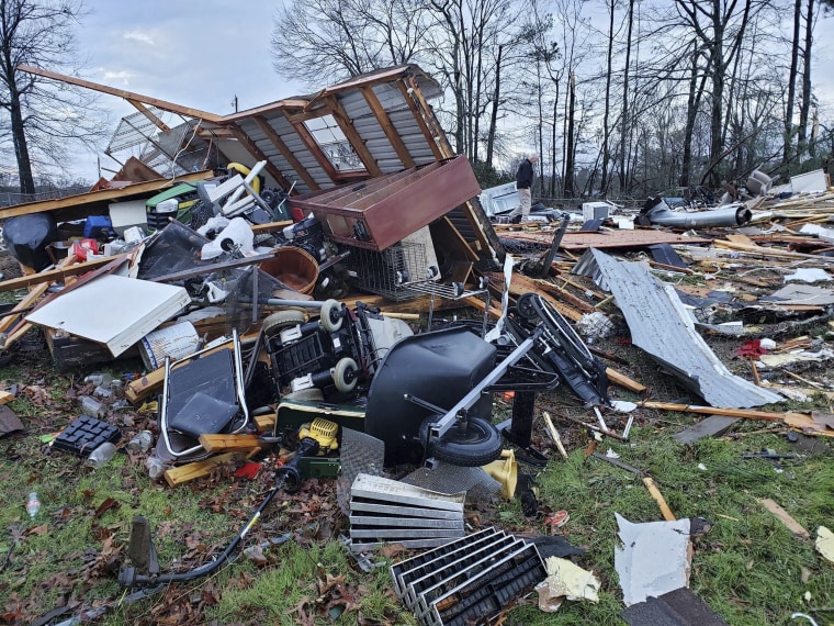 Death toll rises to at least 6 from severe storm sweeping through the South