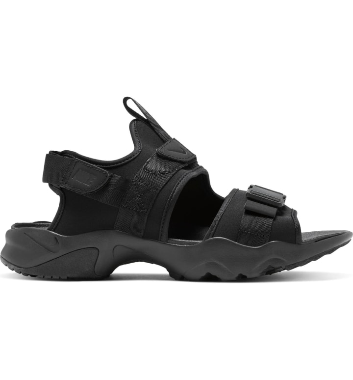sandals for men below 500