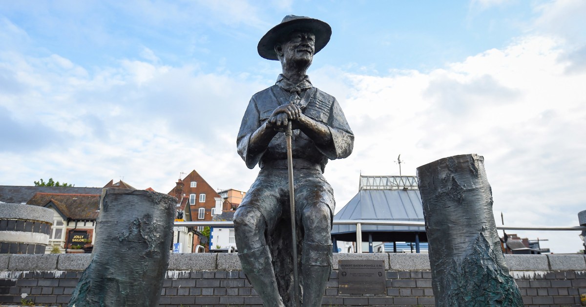 LONDON — A local government in southern England said it would remove a statue of Robert Baden-Powell, founder of the worldwide scouting movement, th