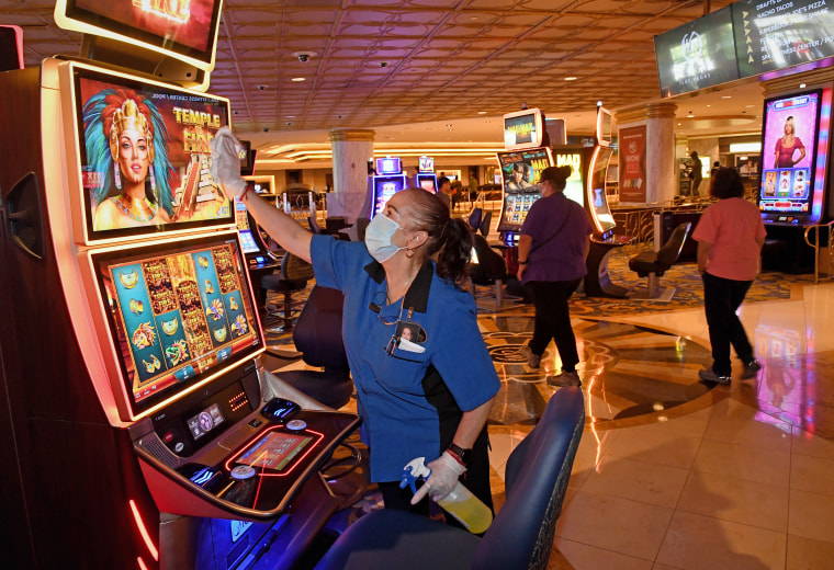 Casinos are getting creative to combat the coin shortage
