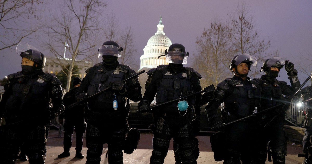 Lawmakers say they plan to investigate how law enforcement officers handled the Capitol storms