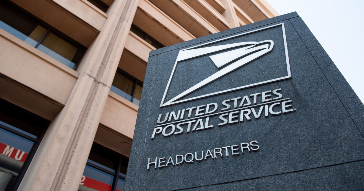 Postal bank, alcohol delivery can save US postal service, experts say