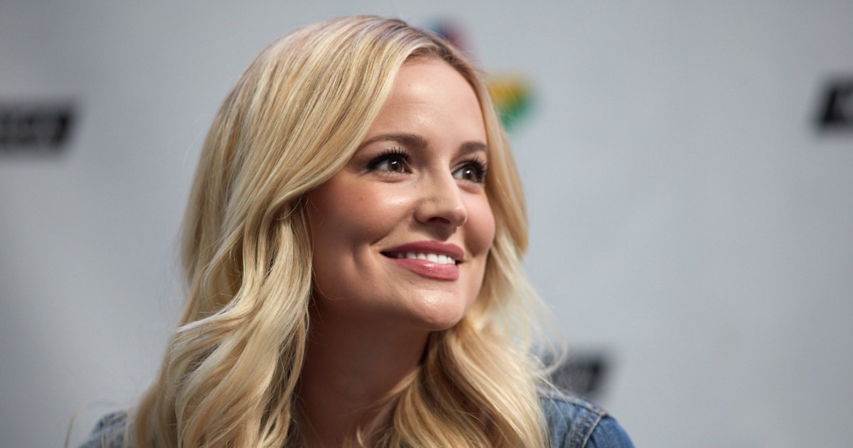 Emily Maynard reveals she had Bell’s palsy during pregnancy